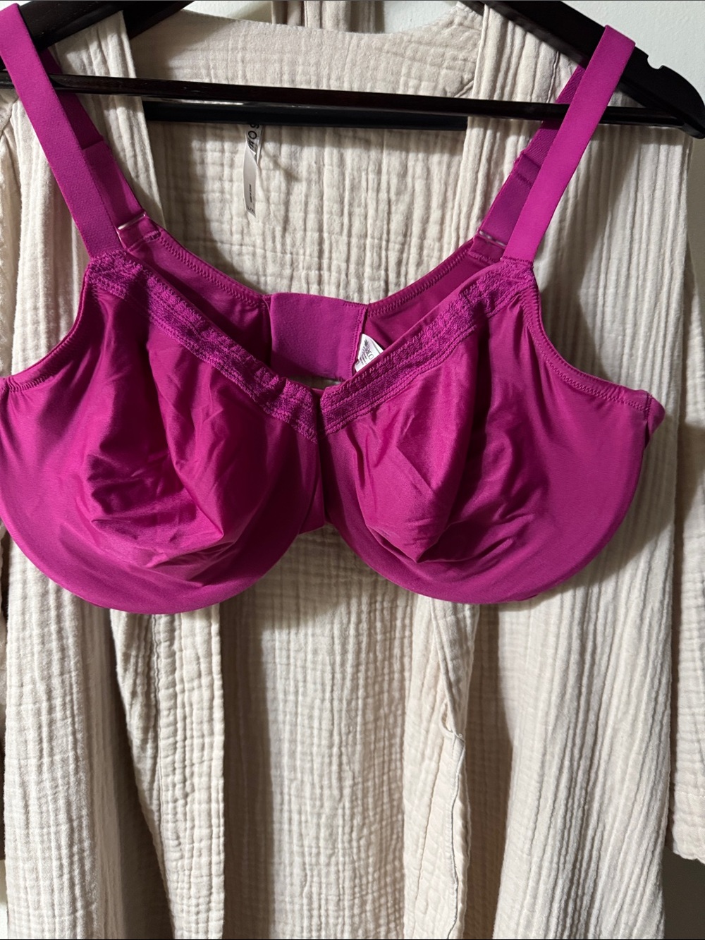 Wacoal Magenta Wireless Support Bra